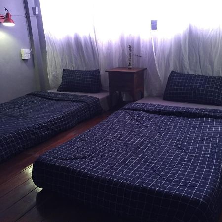 Hong Hostel Банкок Екстериор снимка