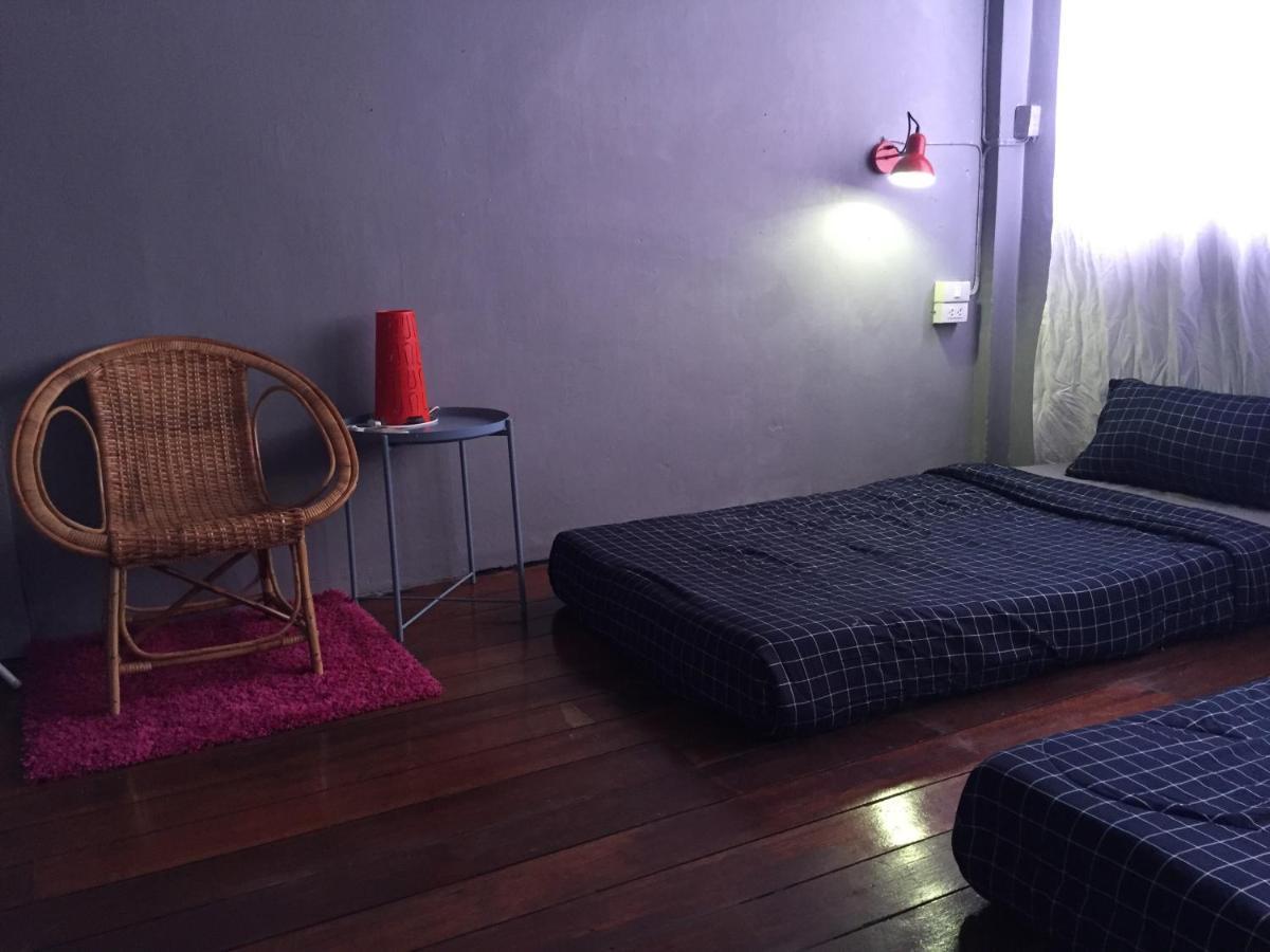 Hong Hostel Банкок Екстериор снимка